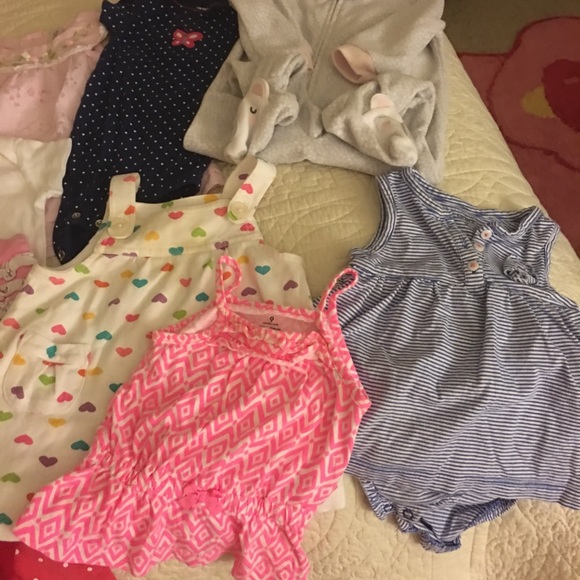 💥💥4/$30 Baby clothes Lot - Picture 3 of 4